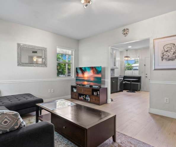 Photo - 201 Flagler Dr