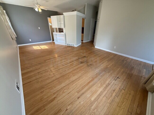 Photo - 23611 Bicking Ct