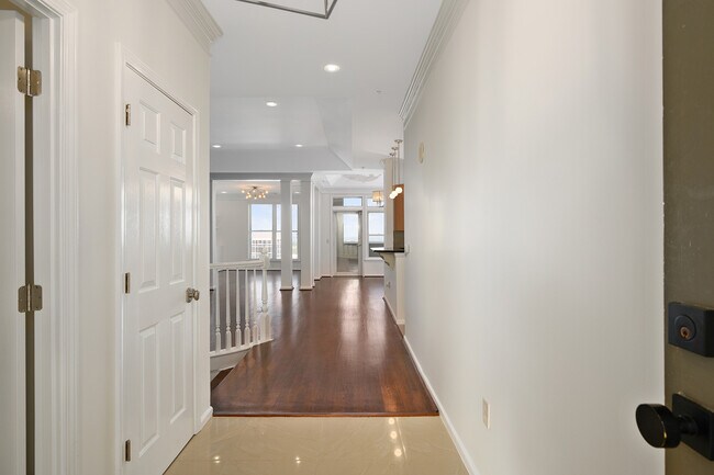 Photo - 3334 Peachtree Rd NE