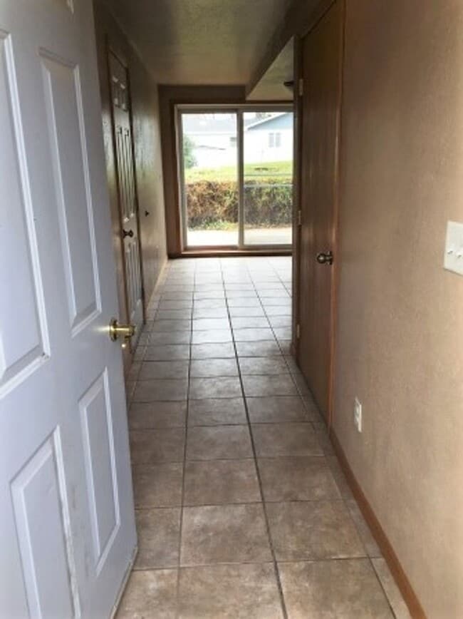 Photo - 920 18th Ave SW Unit 920 18th Ave SW-920B