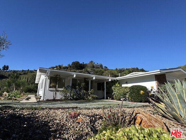 Photo - 1271 El Hito Cir