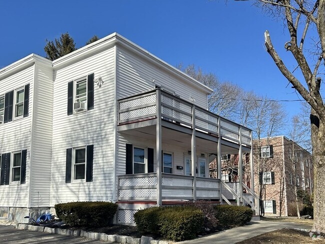 Building Photo - 453 Pond St Unit 1 Rental