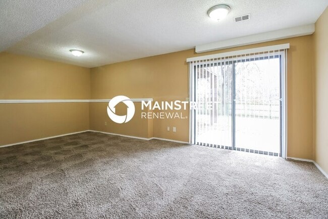 Photo - 3 Bedroom Pet-Friendly Home in Liberty, MO...