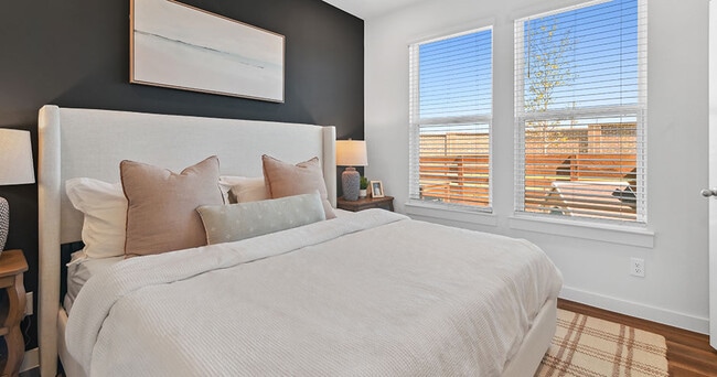 Canvas at Grand Prairie Townhomes