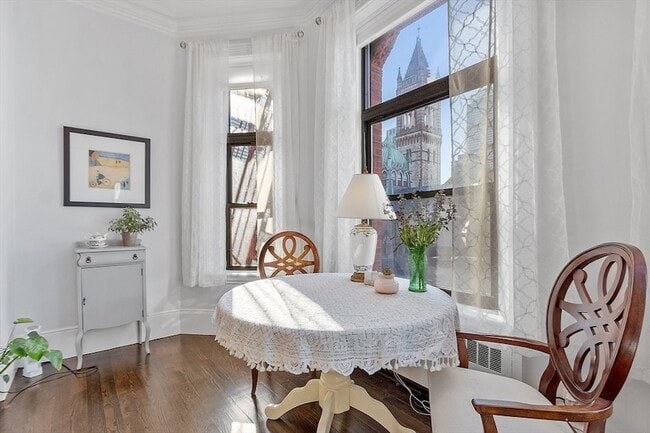 Photo - 271 Dartmouth St Unidad 4H