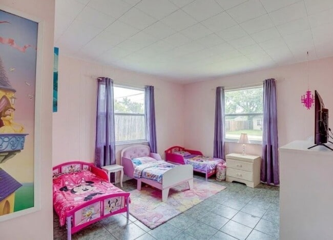 1675 Highland Ave