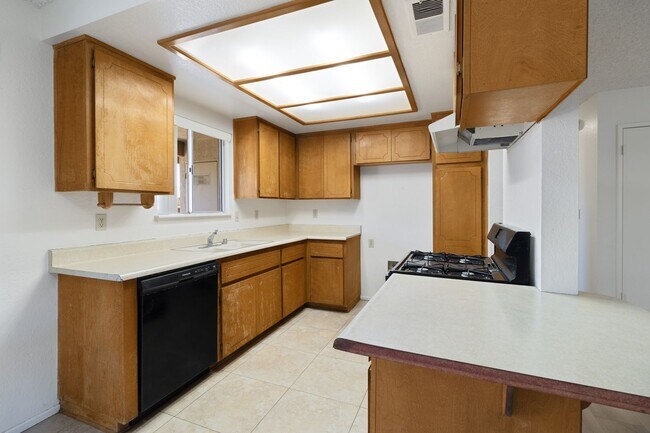 21345 Klamath Rd Unit 2