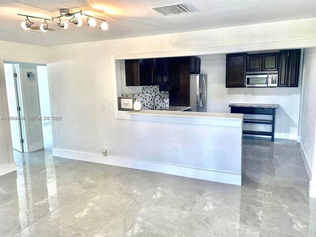 Photo - 112 Ronald Rd