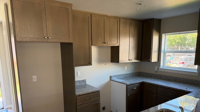 Photo - 2673-2687 S Cloverleaf Loop Unit 2673
