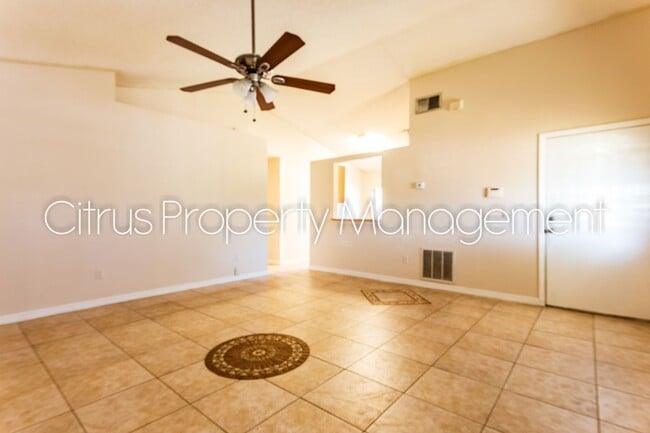 Photo - 5201 Yaupon St