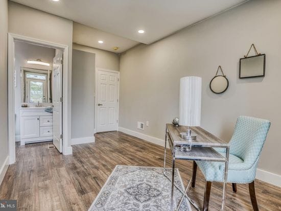 Photo - 631 Savage St