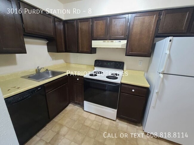 Building Photo - 3016 Purdy Station Rd Unit 8 Rental