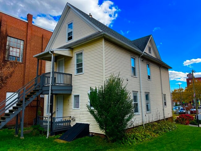 Photo - 58 Washington St Unit 1
