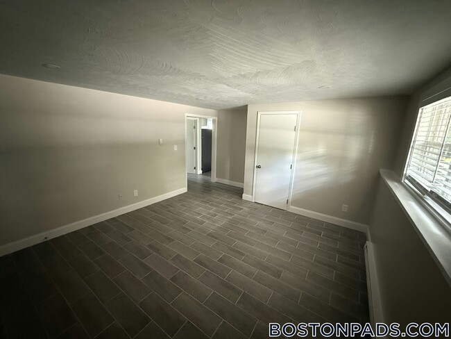 Photo - 12 Perry St Unit 14