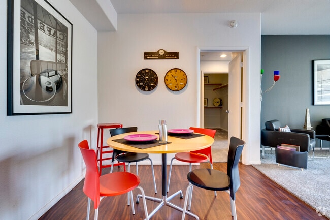 Dining Room - Pennsylvania - 2BR, 2BA - 1,093SF
