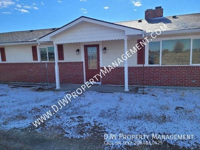 Photo - 5200 S Black Cat Rd House