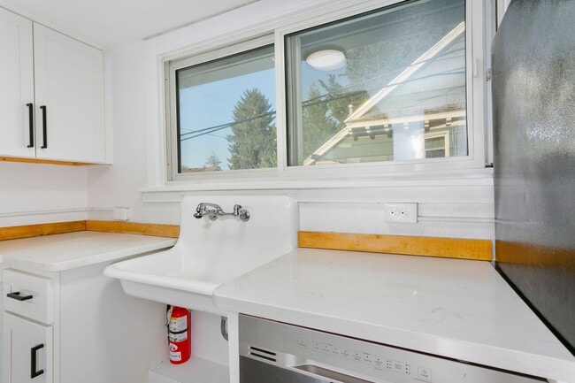 Photo - 2711 N 8th St Unit B