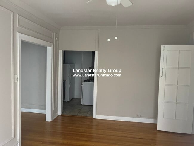 Photo - 1371 W Estes Ave Unit 2F