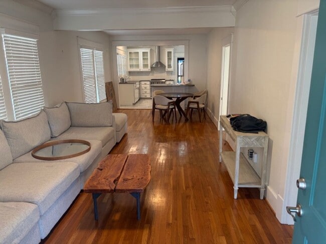 Photo - 2017 N Garfield St