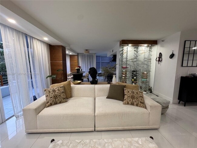 Photo - 19195 Mystic Pointe Dr Unit 205