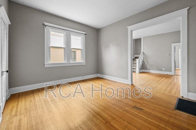 Photo - 1231 Pleasant St