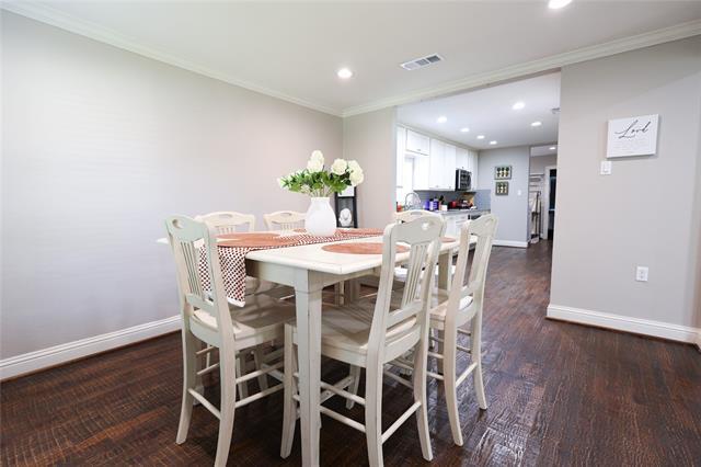 Photo - 605 E Graham St