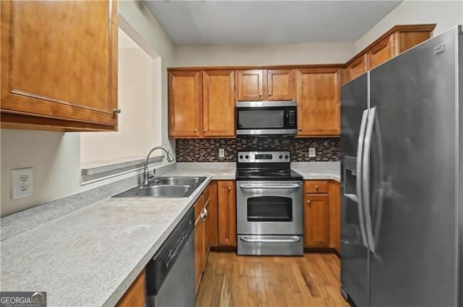 Photo - 118 Wiley Parc Cir