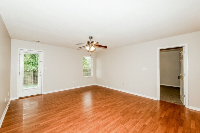 Photo - 5544 Wild Horse Dr