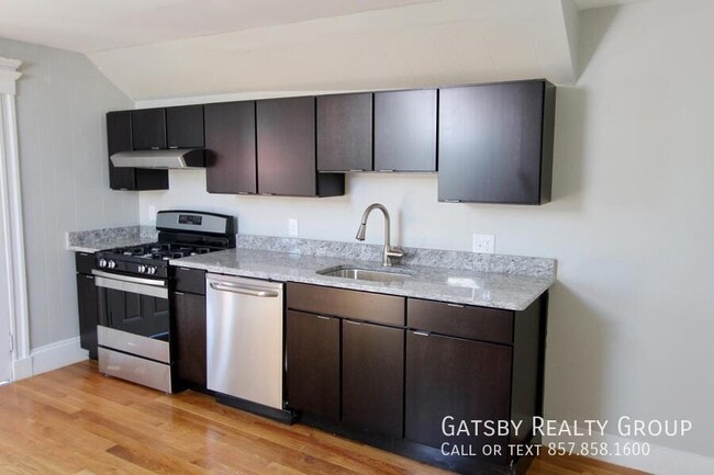 Photo - 506 Revere St Unit 3R