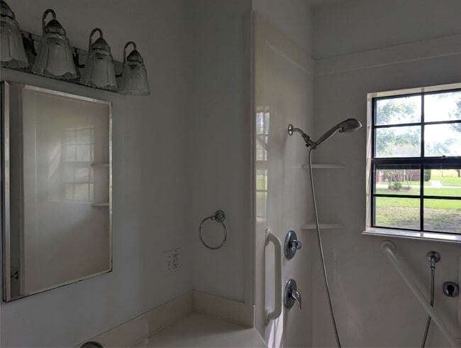 Building Photo - 10143 FM 524 Rd