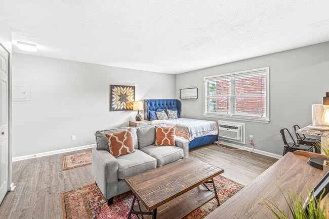 Photo - Reflections Apartments