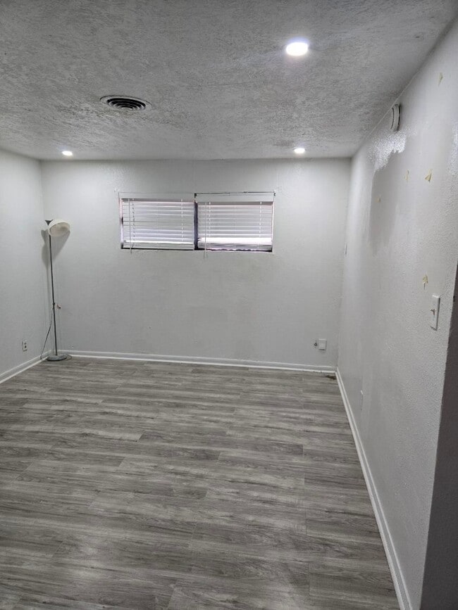 Photo - 5427 Heatherbrook Dr