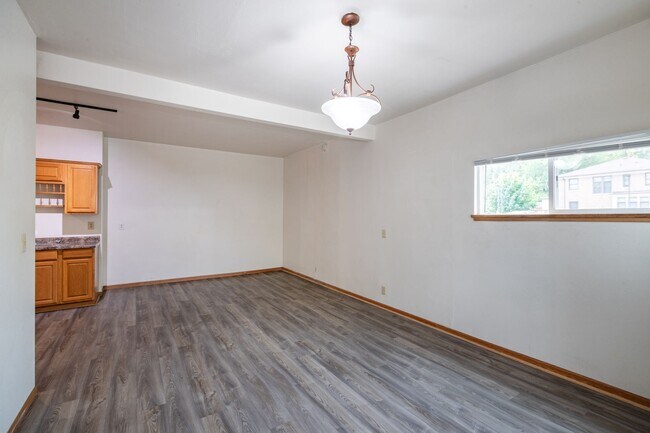 Photo - ds902 Unit 902