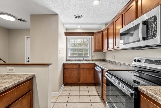 Photo - Modern Comfort in the Heart of West Knoxville