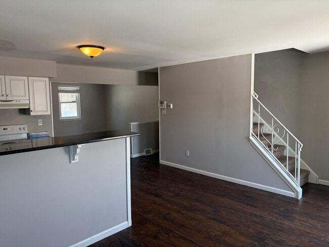 Photo - Renovated 3 Bed Twin Home for Rent
