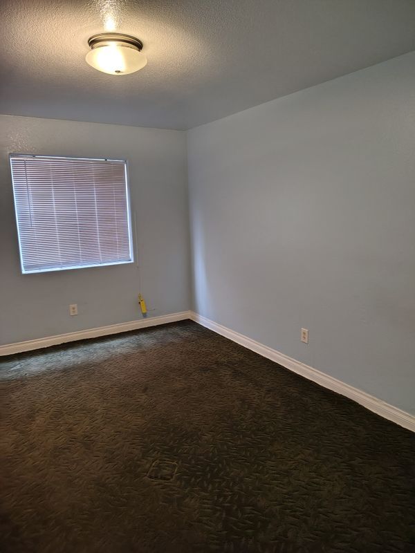 Photo - 10516 Avalon Blvd