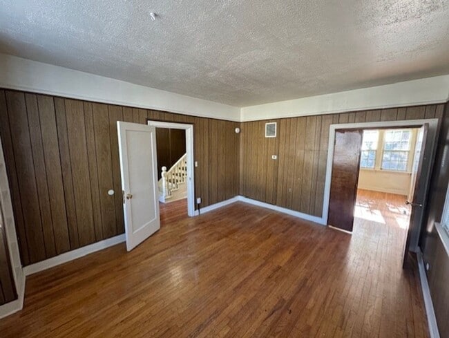 Photo - 4 bedroom House Near OSU Campus and Downtown