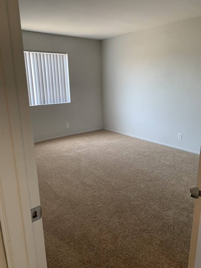 Unit 205- bedroom