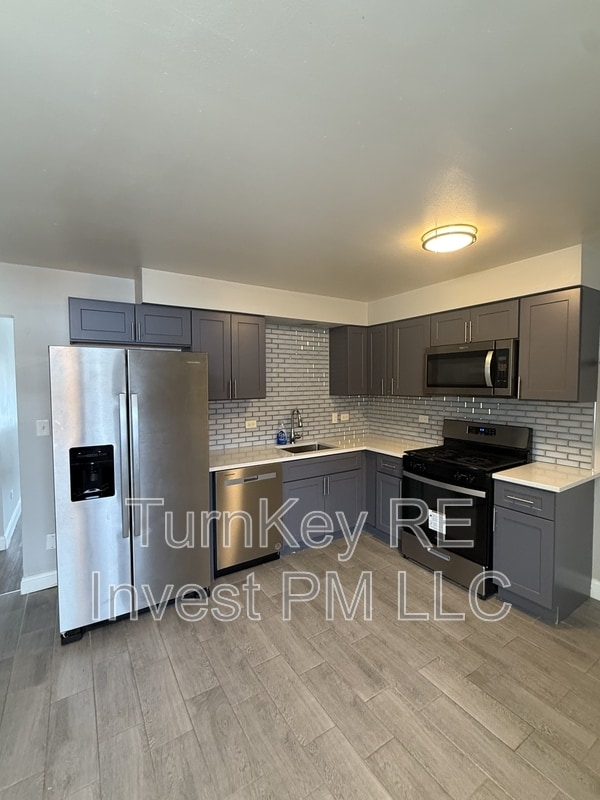 Photo - 14421 S Ravinia Ave