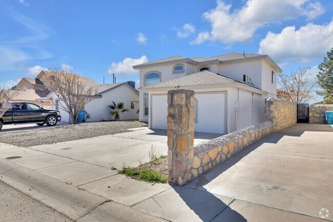 Building Photo - 10400 Valle Koki Dr Rental