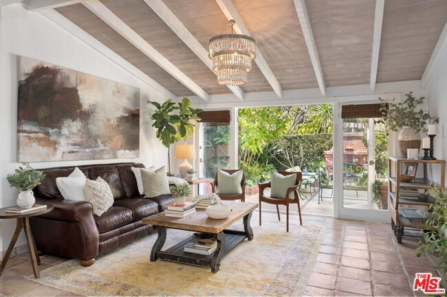 Photo - 213 Via Cordova Via