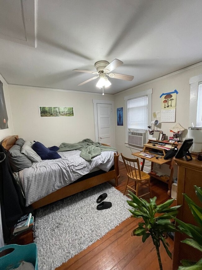 Photo - FALL 2026!!! Private 1 Bedroom Historic Ho...