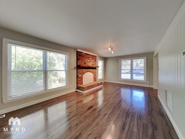 Photo - 1308 Hickory Hollow Ln