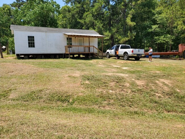 Building Photo - 307 Cutts Rd Rental