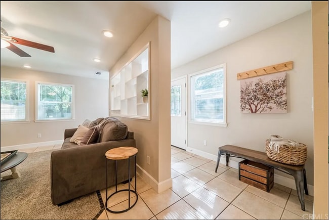 Photo - Great Home Close to All