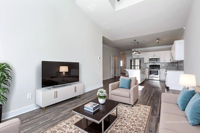 228 Riley Cir