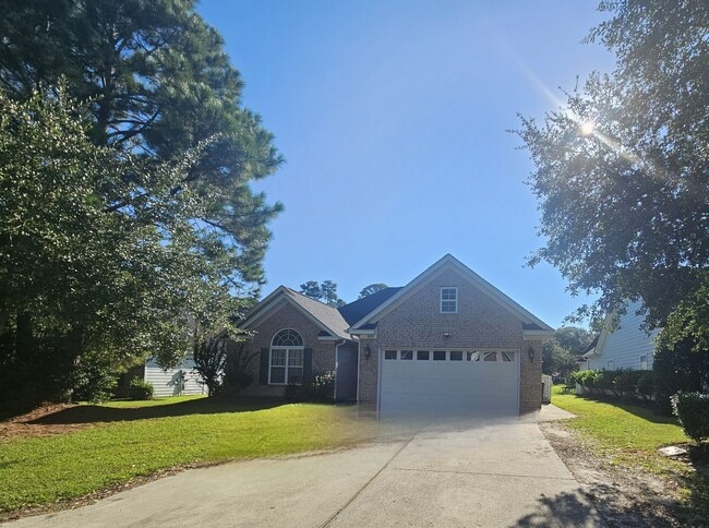 Building Photo - 3 BD / 2 BA Unfurnished