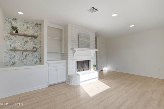 Photo - 121 Courtney Dr