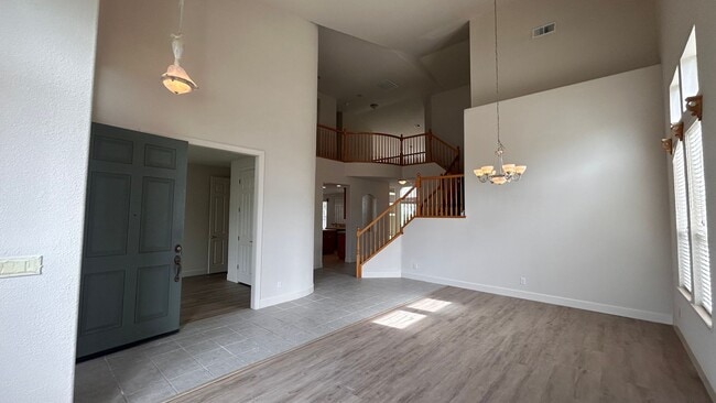 Photo - 1812 Vanowen Ct