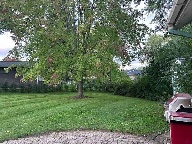 Photo - 1200 Algonquin Rd